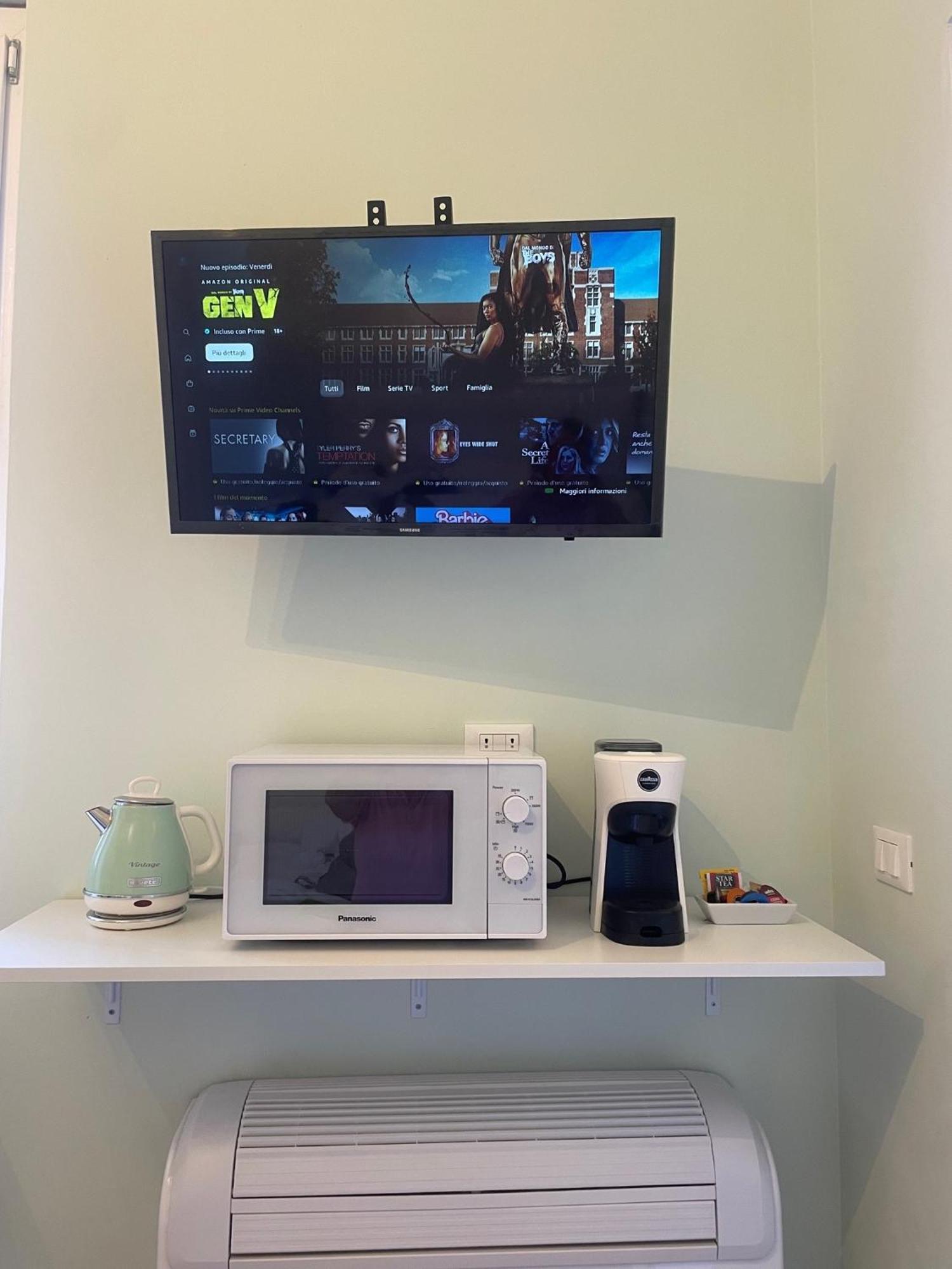 Monolocale Salvia Self Check In Apartment Pavia Bagian luar foto