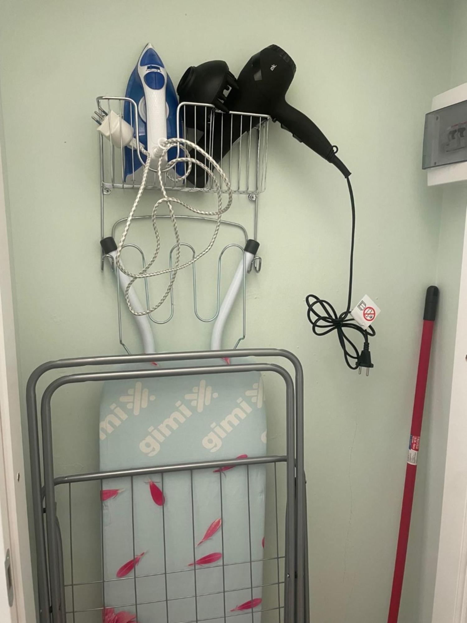 Monolocale Salvia Self Check In Apartment Pavia Bagian luar foto