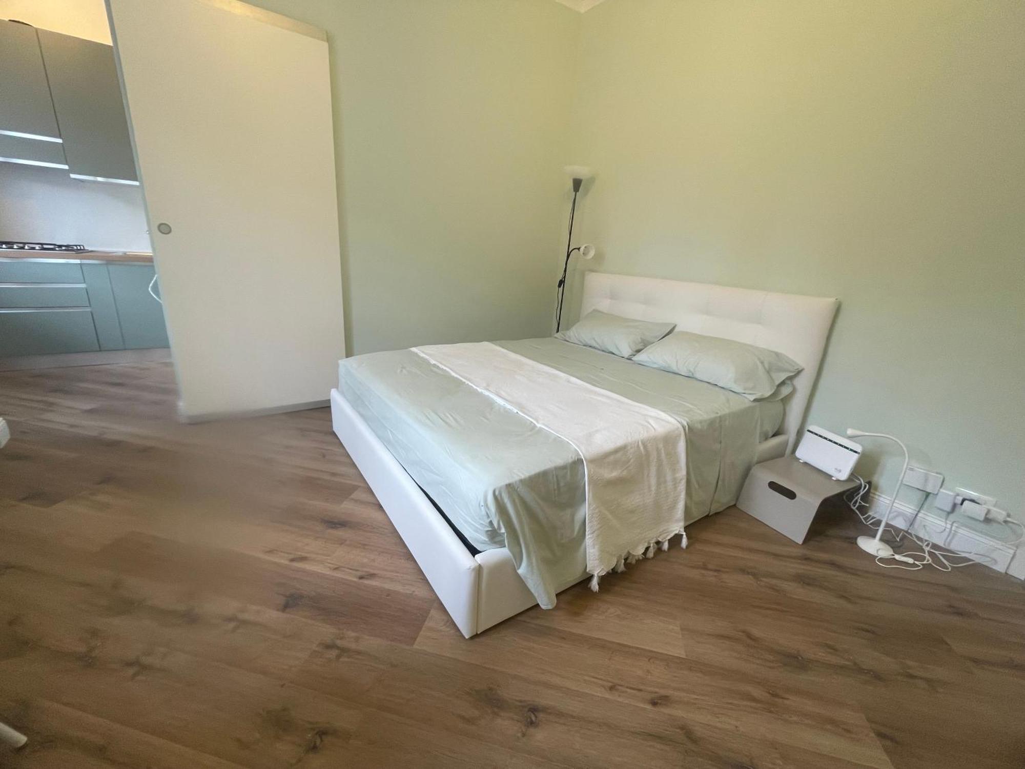Monolocale Salvia Self Check In Apartment Pavia Bagian luar foto